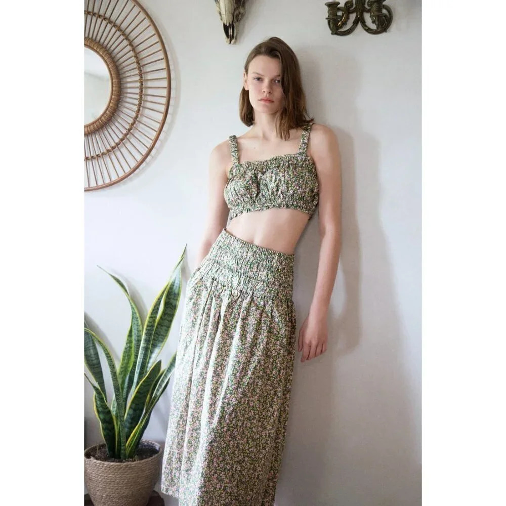 🌟✨2 for $30 ✨🌟 ZARA | FLORAL  CROP TOP
